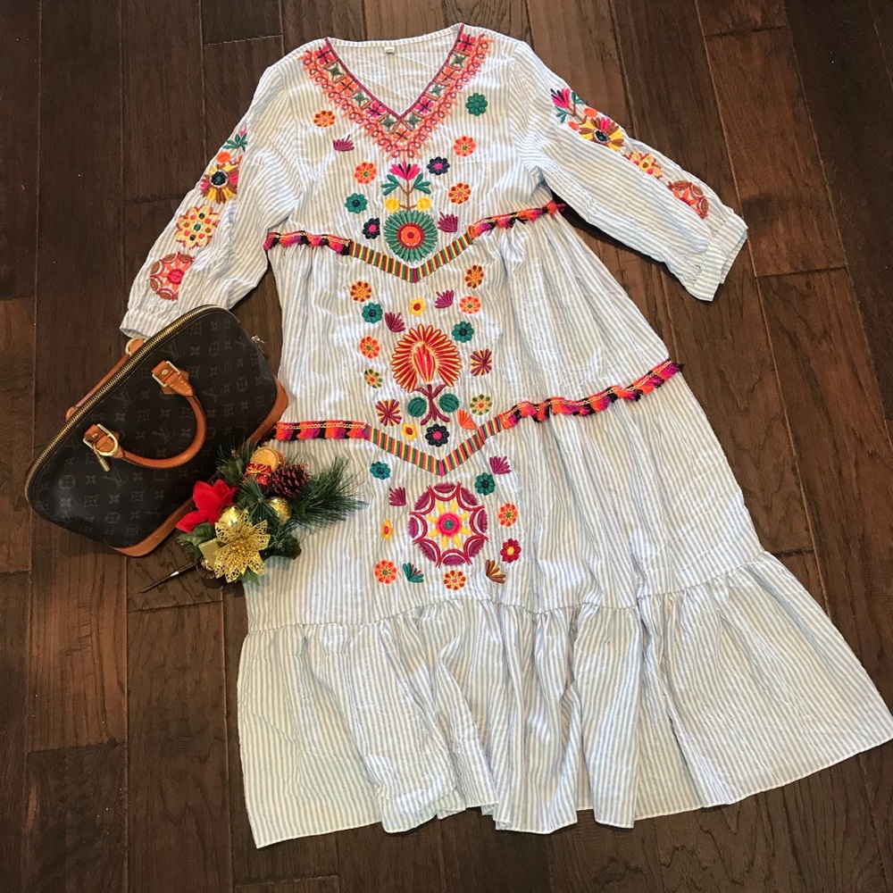 Super Cute Vintage long dress Size M🍂🍂🍁🍒🍒